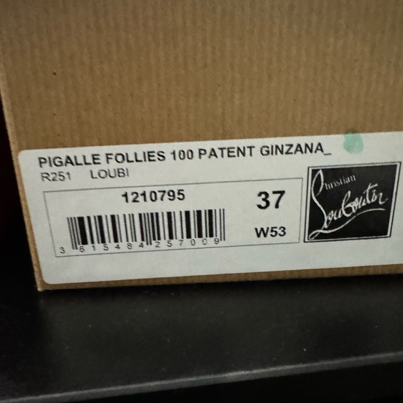 Red Christian Louboutin heels - Picture 6 of 13